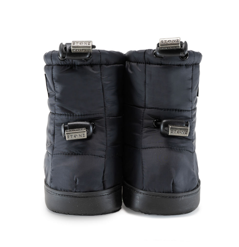 Stonz Puffer booties, Black PLUSfoam *UUTUUS*