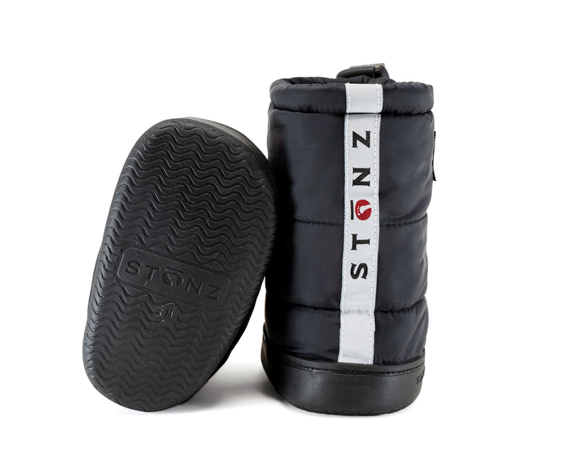 Stonz Puffer booties, Black PLUSfoam *UUTUUS*