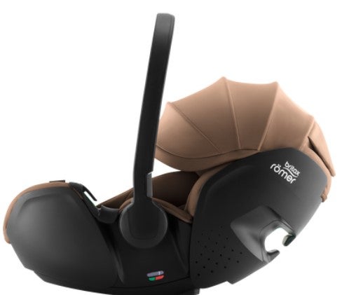 Britax R&ouml;mer Baby-Safe Pro turvakaukalo LUX