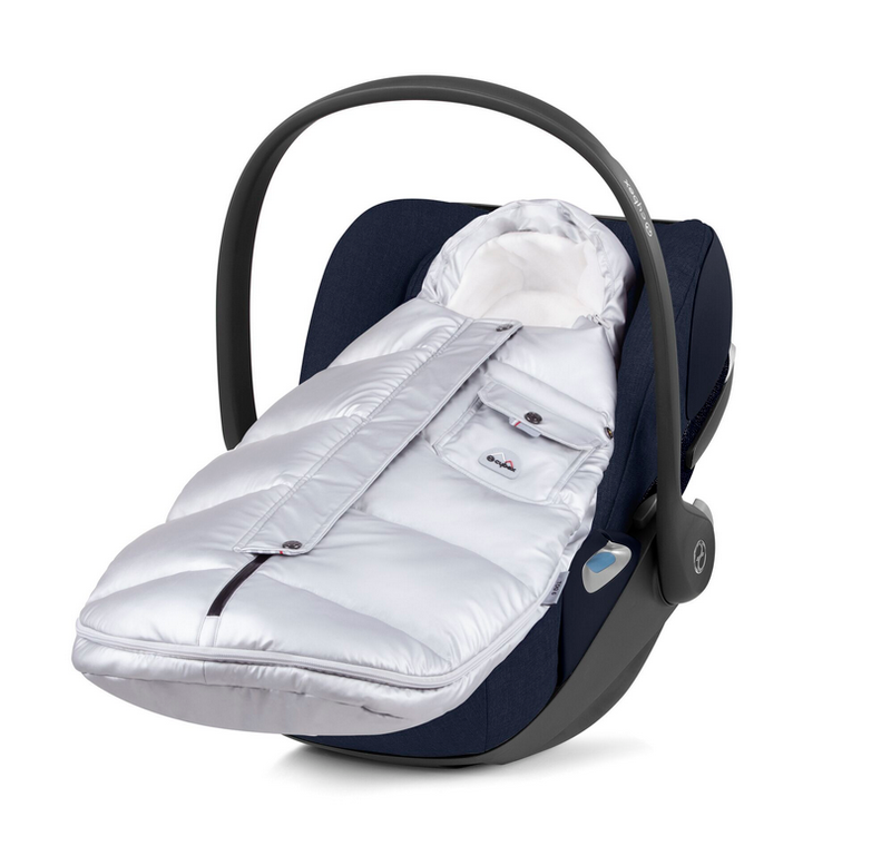 Platinum Winter Footmuff Mini/ Untuvat&auml;ytteinen l&auml;mp&ouml;pussi kaukaloon