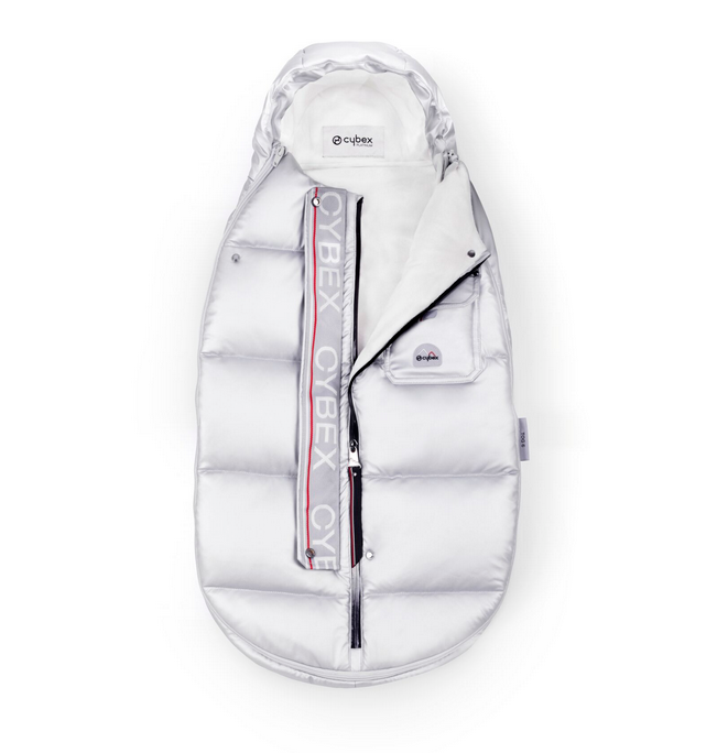 Platinum Winter Footmuff Mini/ Untuvat&auml;ytteinen l&auml;mp&ouml;pussi kaukaloon