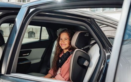 Britax R&ouml;mer KIDFIX PRO - turvaistuin LUX